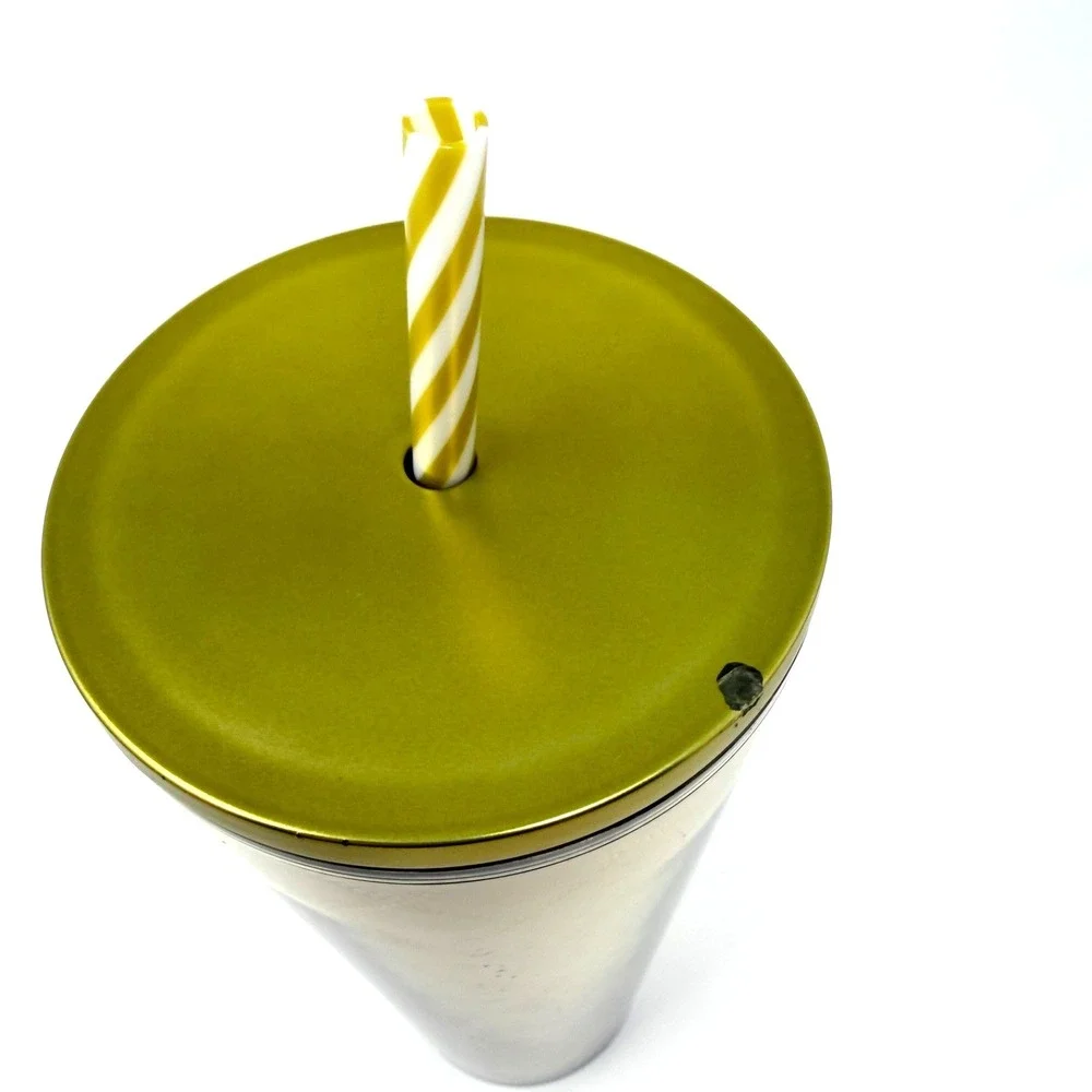 Starbucks Gold Quilted Cold Cup Tumbler 24 oz Reusable Straw Lid Chip‎
